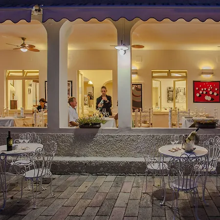 Sandalyon Hotel San Teodoro (Sardinia)