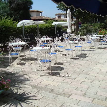 Sandalyon San Teodoro (Sardinia)