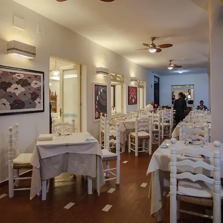 Hotel Sandalyon 3*