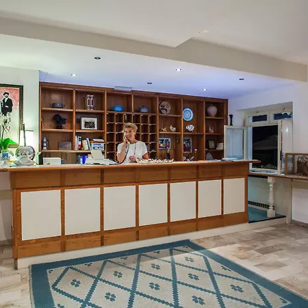 Hotel Sandalyon 3*