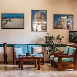 Hotel Sandalyon 3*