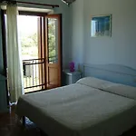 Sandalyon Hotel