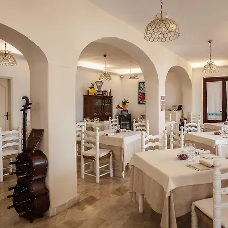 Hotel Sandalyon