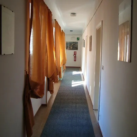 Hotel Sandalyon