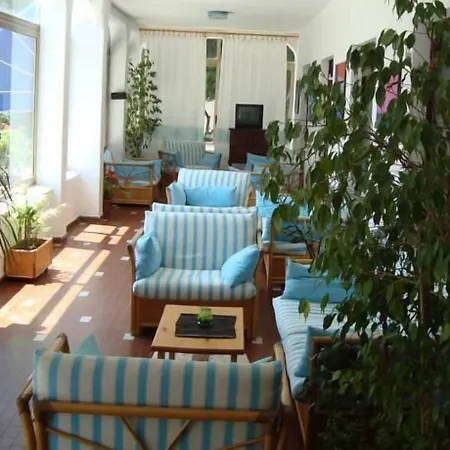 Sandalyon 3*