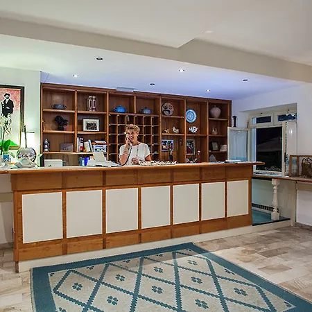 Sandalyon Hotel 3*