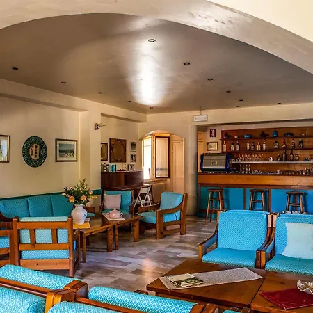 Hotel Sandalyon 3*