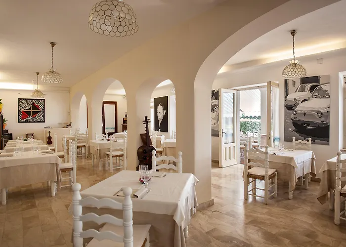 Sandalyon 3* San Teodoro (Sardinia)